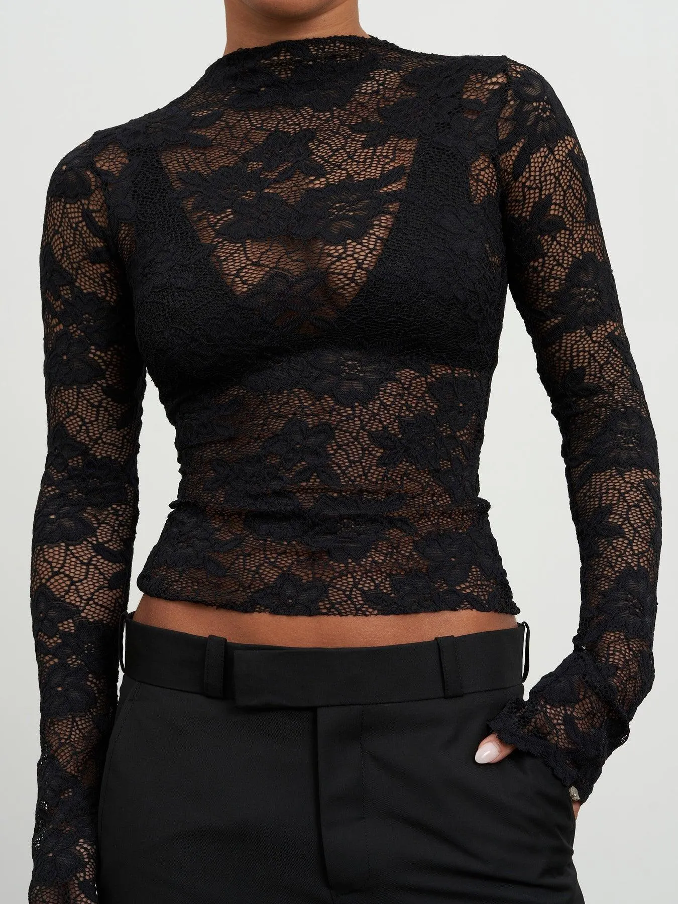 Black Lace Esteila Top