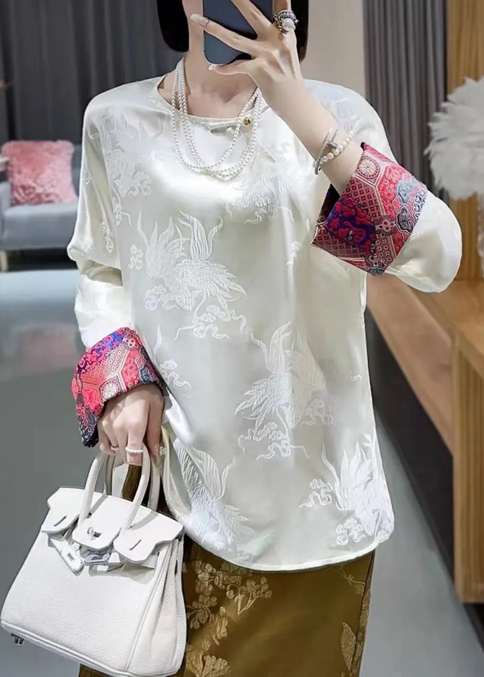 Retro White O-Neck Jacquard Silk Blouse Long Sleeve