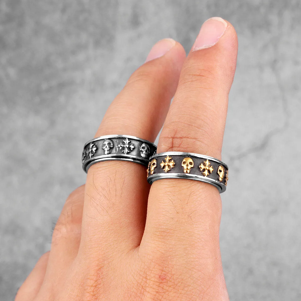 Rotatable Retro Men Rings with Cross Skull