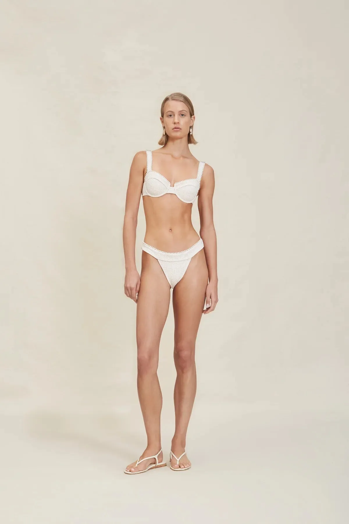 Devon Windsor White Tweed Pia Bottom